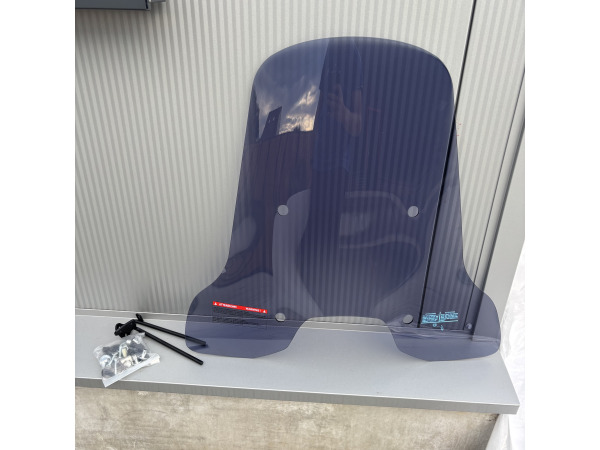 Vespa Sprint Hoog Windscherm Dark Smoke + Bevestigingsset – foto 8 – kavel bij XL Auctions