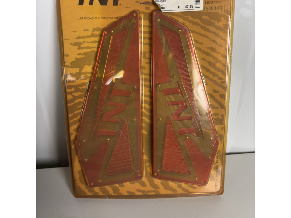 TNT 360044B Universele Treeplank Sierplaten Rood 12V Nieuw – foto 5 – kavel bij XL Auctions