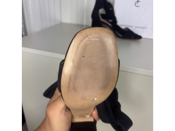 Fabienne Chapot Selene Sandalen Maat 39 Zwart Suède Met Doos – foto 4 – kavel bij XL Auctions