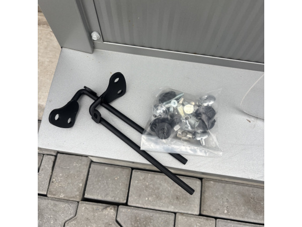 Universeel Windscherm 67 cm Compleet Met Bevestiging – foto 9 – kavel bij XL Auctions