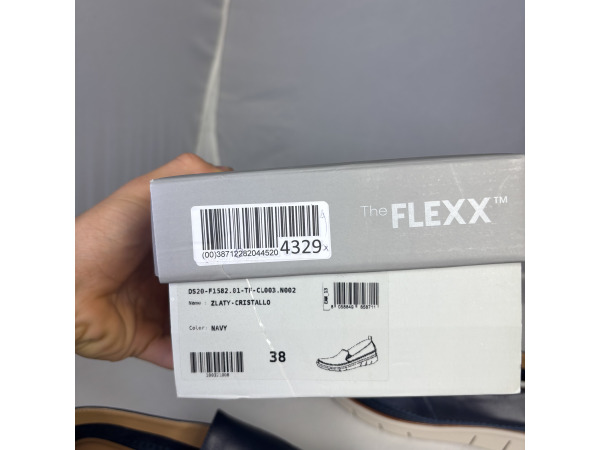 The Flexx by Vera Pelle Maat 38 NIEUWE dames instappers – foto 2 – kavel bij XL Auctions