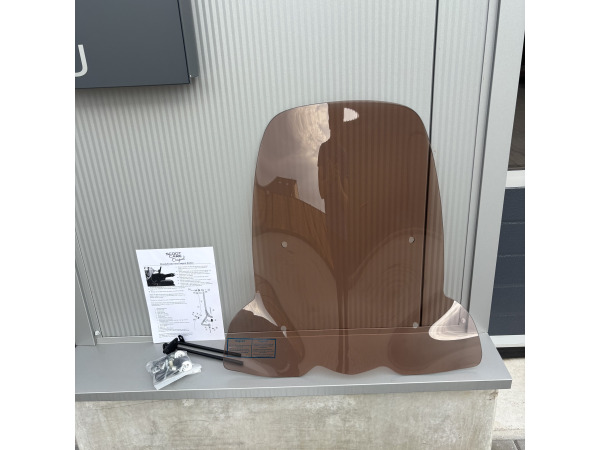 Peugeot Kisbee Windscherm Hoog Smoke Scoot Care + Bevestigin – foto 8 – kavel bij XL Auctions