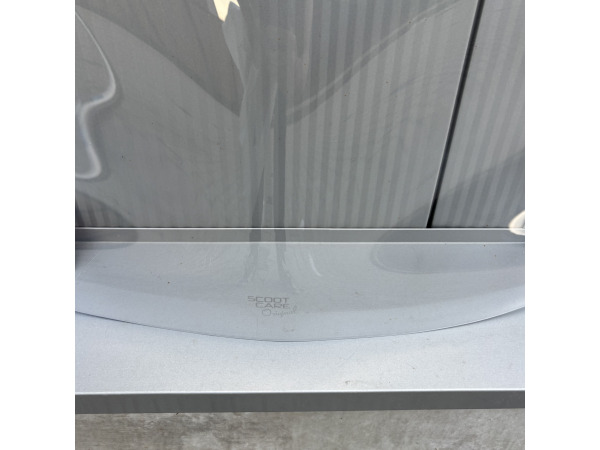 SYM Mio 50 Windscherm Hoog Helder Scoot Care Original Nieuw – foto 4 – kavel bij XL Auctions