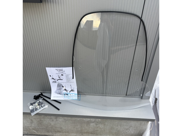 SYM Mio 50 Windscherm Hoog Helder Scoot Care Original Nieuw – foto 7 – kavel bij XL Auctions