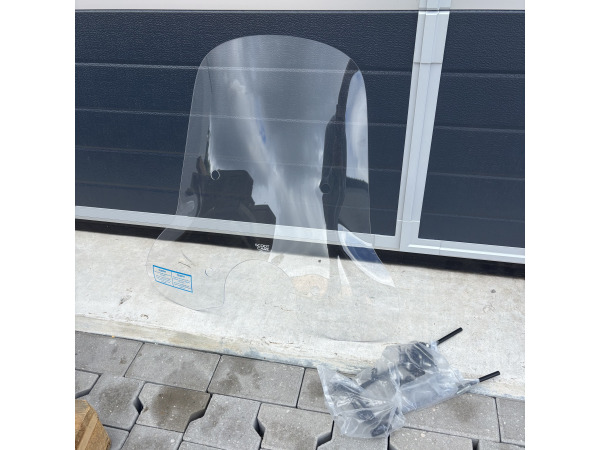 Scoot Care Original Windscherm Vespa Primavera Sprint Nieuw – foto 8 – kavel bij XL Auctions