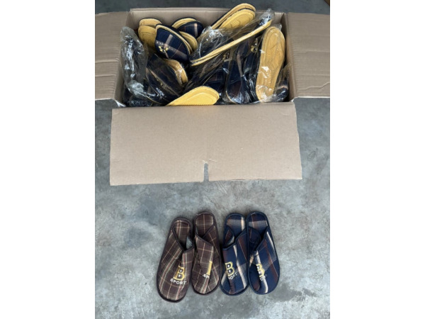 42x Complete Partij Heren Slippers | Nieuw | 42 Paar