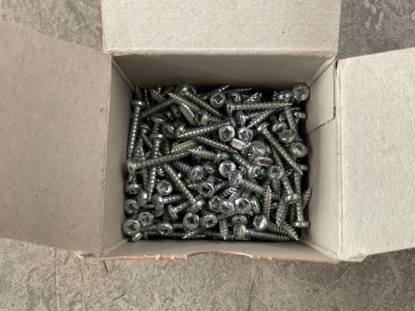 20x Heco spaanplaatschroef ø3x20mm 200-pack – foto 3 – kavel bij XL Auctions