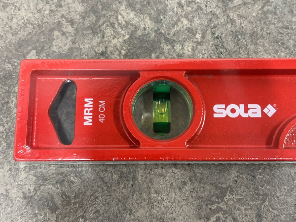2x Sola waterpas magnetisch 40cm MRM – foto 2 – kavel bij XL Auctions