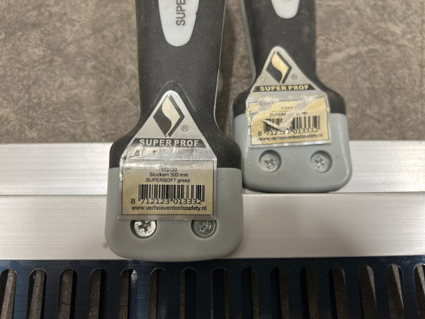 Super Prof stukadoorsgereedschap set 4-delig – foto 5 – kavel bij XL Auctions