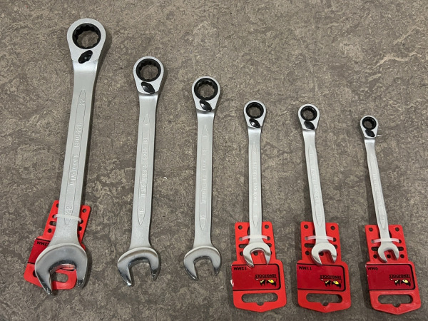 TengTools ringratel- en dubbele steeksleutelset 15-delig – foto 2 – kavel bij XL Auctions