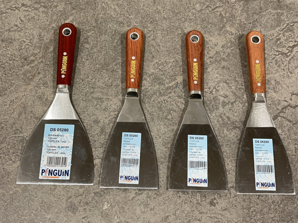 Pinguin plamuur-, schilders- en uitkapmessen set 18-delig – foto 4 – kavel bij XL Auctions
