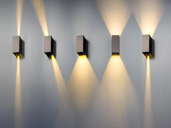 8x 7W LED zwart Wandlamp duo licht verstelbaar waterdicht – foto 4 – kavel bij XL Auctions