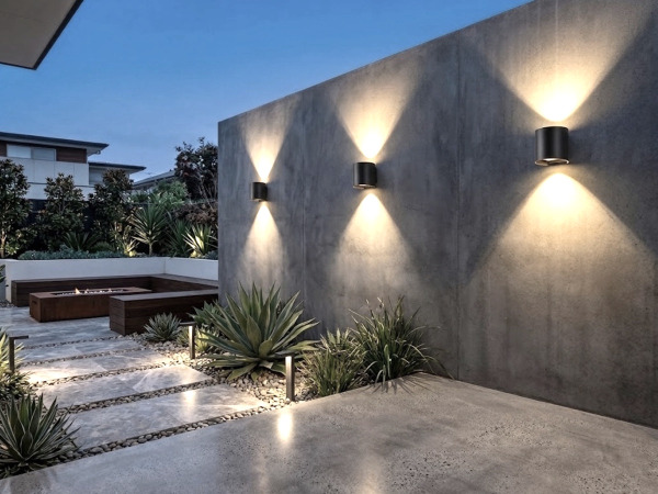 8x 7W LED zwart Wandlamp rond duo licht verstelbaar waterdicht – foto 6 – kavel bij XL Auctions