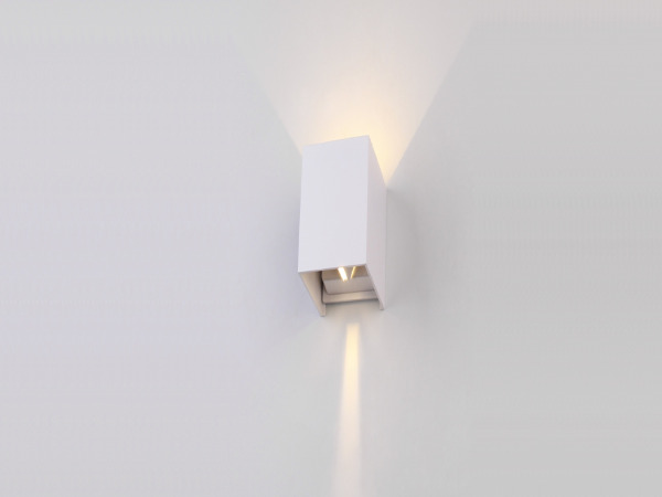 4x 12W LED wit Wandlamp duo licht verstelbaar waterdicht – foto 2 – kavel bij XL Auctions