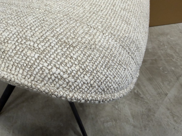 Stoel Mellow (set van 8) - draaibaar - boucle Linen – foto 4 – kavel bij XL Auctions