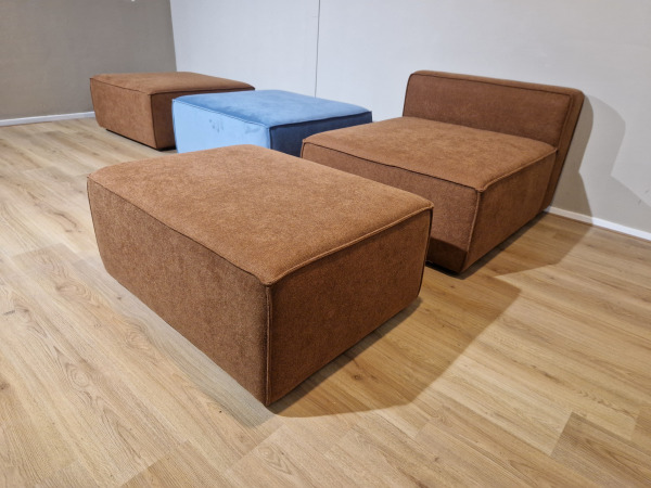 Studio Mik - Loki - Elementen bank - Nieuw - Bruin - Blauw – foto 3 – kavel bij XL Auctions