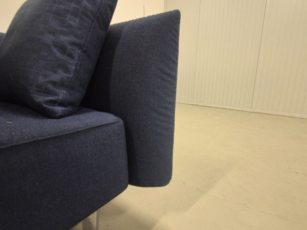 Montis Noa - 3 zits Bank - Showroommodel - Blauw – foto 4 – kavel bij XL Auctions