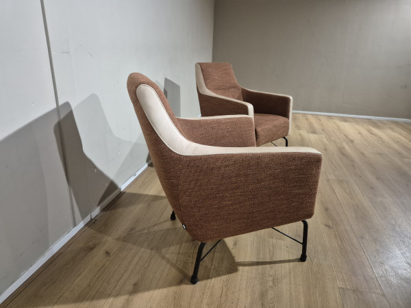 2x Montel Bliss - Fauteuils - Showroommodellen - Bruin - Creme – foto 5 – kavel bij XL Auctions