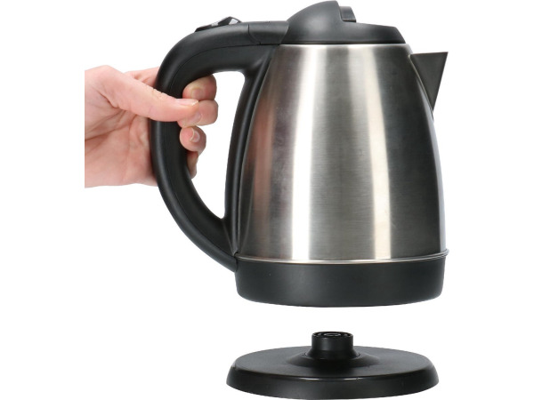 RVS waterkoker 1.8 Liter 1500W – foto 2 – kavel bij XL Auctions