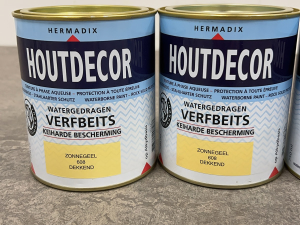 Hermadix verfbeits 750ml set 4-delig Houtdecor – foto 4 – kavel bij XL Auctions