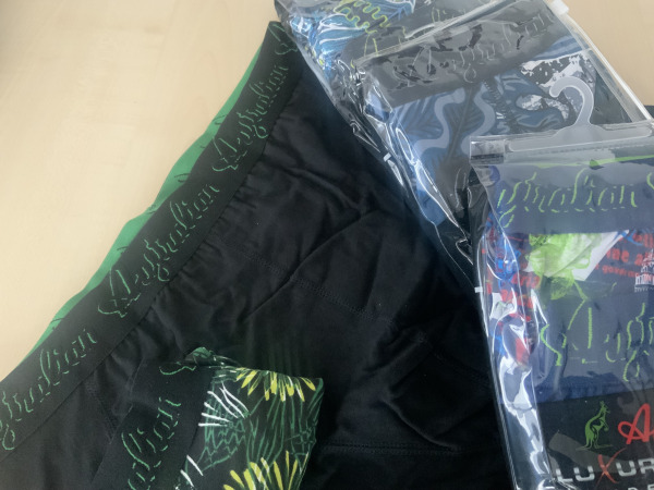 4 stuks Australian boxershorts maat S verrassingspakket – foto 2 – kavel bij XL Auctions