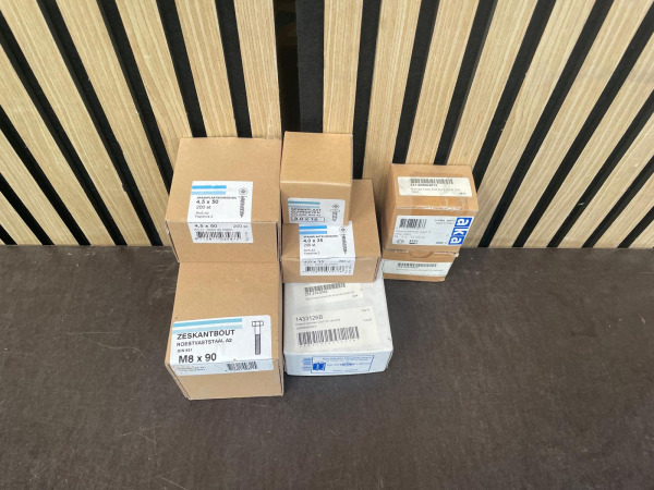 Gemengde Partij Bevestigingsmateriaal – 8 Dozen – foto 2 – kavel bij XL Auctions