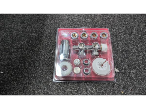 Riko Rian Onderblok Radiator Aansluitset Haaks 16x2 + 15 Kne – foto 2 – kavel bij XL Auctions