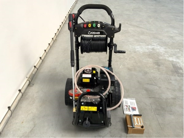 Kremer hogedrukreiniger benzine 170 bar KR-170B – foto 4 – kavel bij XL Auctions