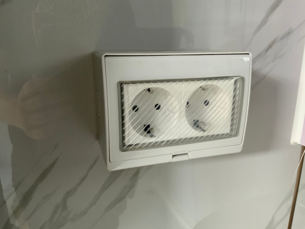 RTE sanitairunit met douche en wc 215x190x235cm – foto 8 – kavel bij XL Auctions