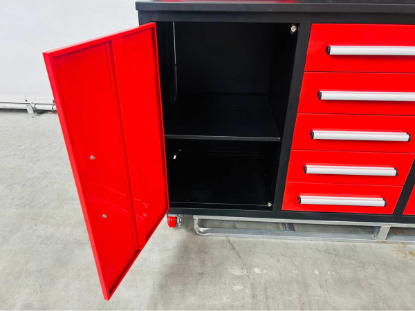 RTE garagewerkbank met opbouwkast 220x60x170cm – foto 2 – kavel bij XL Auctions
