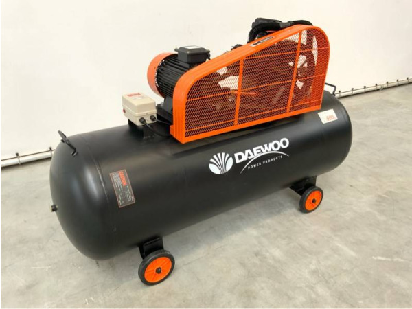 Daewoo luchtcompressor 400V 14bar DAAX500L – foto 8 – kavel bij XL Auctions