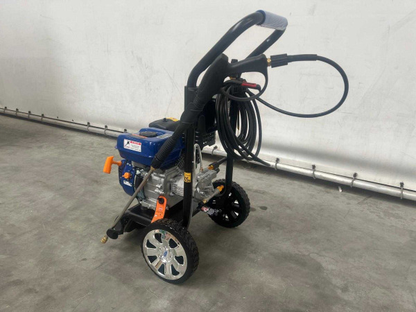 Ford FPWG3400H benzine hogedrukreiniger 3400 PSI – foto 3 – kavel bij XL Auctions