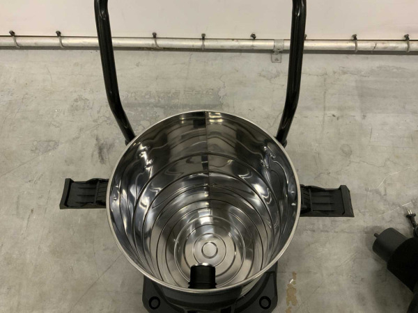Daewoo industriële nat- en droogzuiger 3000W DAVC3000-80L – foto 7 – kavel bij XL Auctions