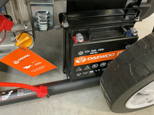 Daewoo benzine generator 6,5kW GDAX9250E – foto 9 – kavel bij XL Auctions