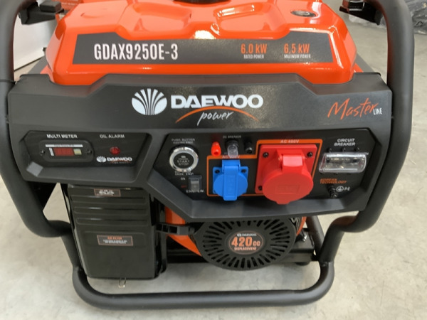 Daewoo benzine generator 6,5kW GDAX9250E – foto 10 – kavel bij XL Auctions