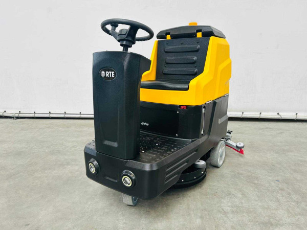 RTE schrobzuigmachine zelfrijdend ROFS-70 – foto 8 – kavel bij XL Auctions