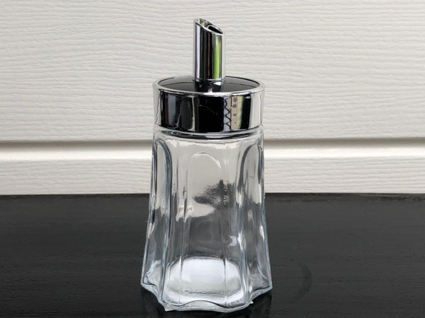 Suikerstrooier glas 7X14 cm – kavel bij XL Auctions