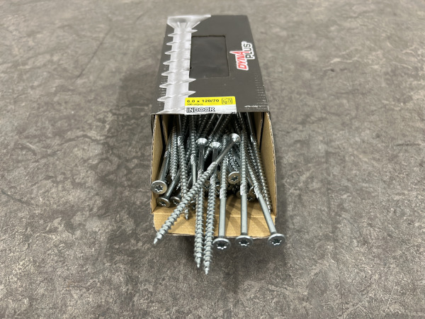 4x Dynaplus unischroef ø6x120mm 100-pack – kavel bij XL Auctions
