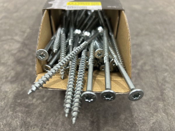 4x Dynaplus unischroef ø6x120mm 100-pack – foto 2 – kavel bij XL Auctions