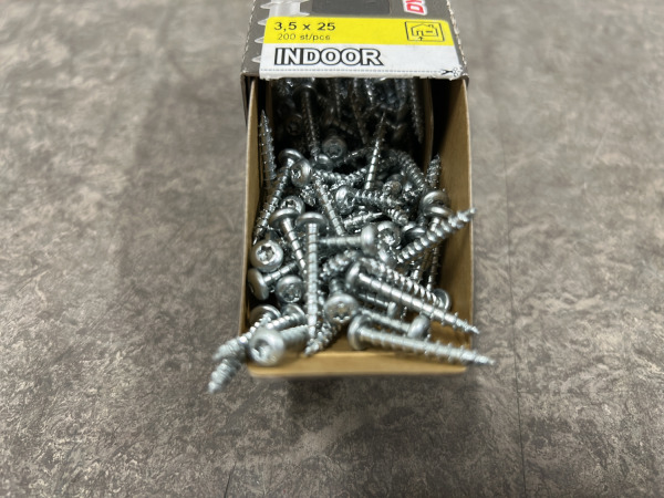 20x Dynaplus unischroef ø3,5x25mm 200-pack – foto 2 – kavel bij XL Auctions
