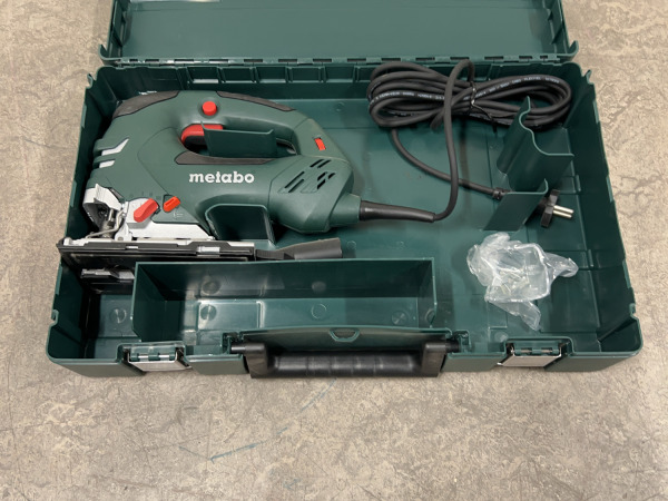 Metabo decoupeerzaag STEB 140 PLUS – foto 5 – kavel bij XL Auctions