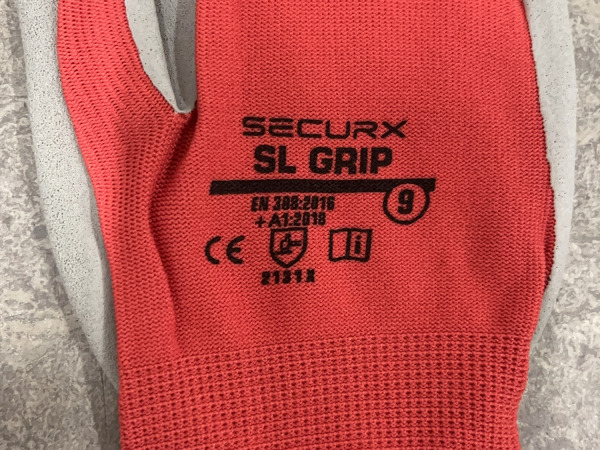 36x Securx werkhandschoenen SL Grip maat 9 – foto 2 – kavel bij XL Auctions