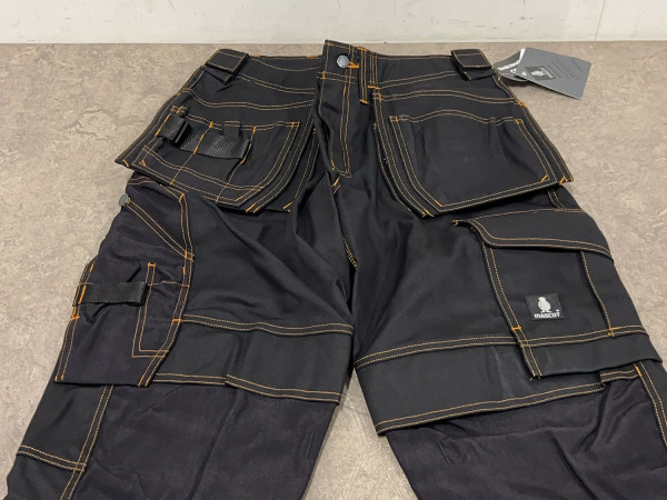Mascot werkbroek maat 82C50 Almada zwart – foto 2 – kavel bij XL Auctions