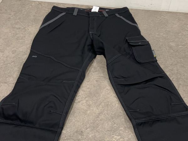 Dassy werkbroek maat 52 set 2-delig grijs/zwart – foto 2 – kavel bij XL Auctions