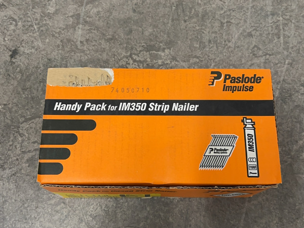 Paslode brads 2,8x55mm RVS 1100-pack – foto 3 – kavel bij XL Auctions