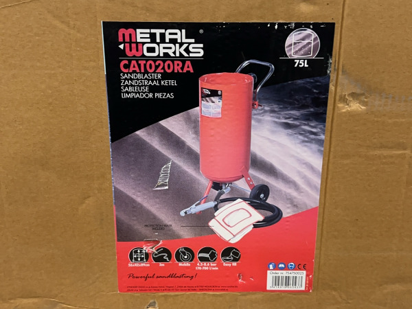 Metalworks zandstraaltank 75L CATO20RA – foto 2 – kavel bij XL Auctions
