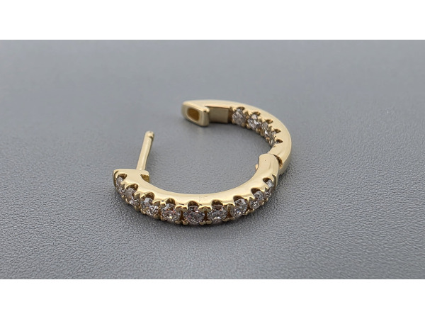 Gouden oorbellen ingelegd met diamant – foto 5 – kavel bij XL Auctions