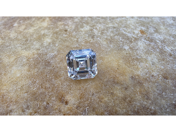 Diamant asscher 1.00 crt ( IGI gecertificeerd )
