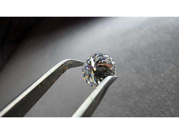 Moissanite briljant 5.00 crt ( GRA gecertificeerd ) – foto 10 – kavel bij XL Auctions