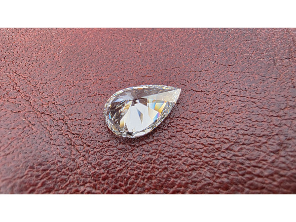 Diamant pear 1.00 crt ( IGI gecertificeerd ) – foto 2 – kavel bij XL Auctions